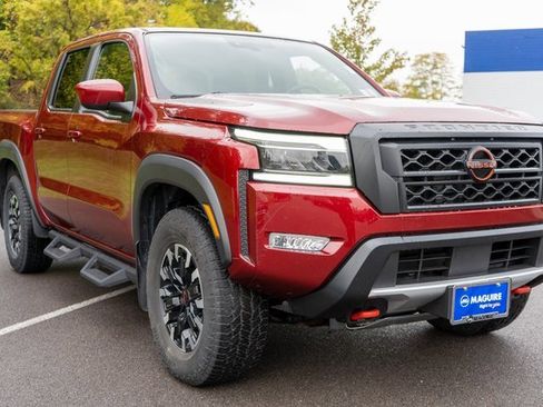 Used 2022 Nissan Frontier PRO-4X w/ Technology Package image 4