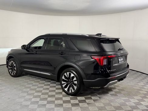 Used 2025 Ford Explorer Platinum w/ LUX Leather Package AWD/4WD image 8