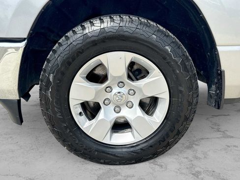 Used 2019 RAM 1500 Big Horn AWD/4WD image 13