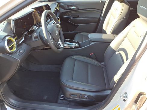New 2026 Chevrolet Trax ACTIV w/ Driver Confidence Package FWD image 9