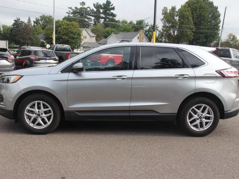 Certified 2022 Ford Edge SEL image 3