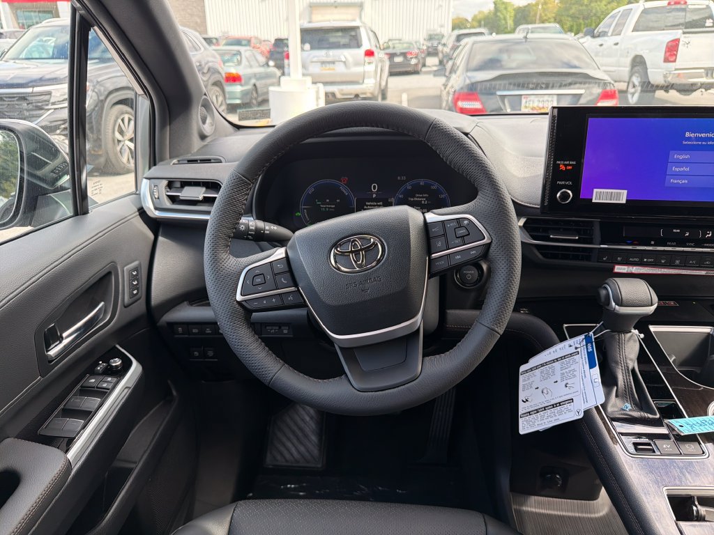 Used 2026 Toyota Sienna Platinum AWD/4WD image 19