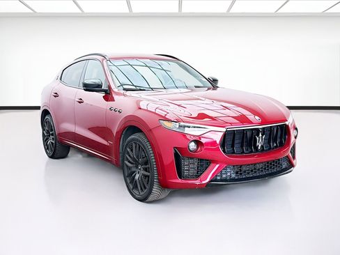 Used 2020 Maserati Levante GranSport image 3