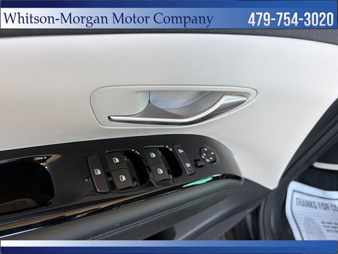 Used 2024 Hyundai Tucson Limited AWD/4WD image 17