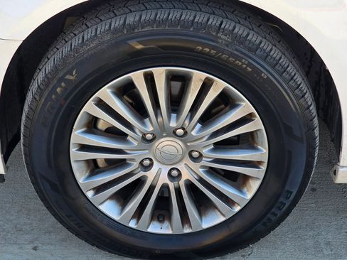 Used 2013 Chrysler Town & Country Touring-L w/ Entertainment Group #2 image 32