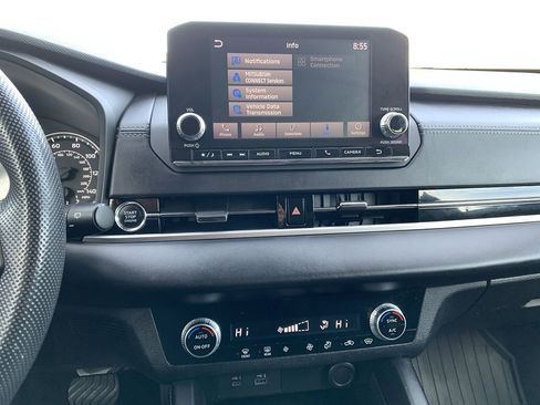 Used 2022 Mitsubishi Outlander ES image 20