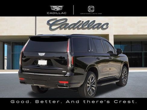 Used 2021 Cadillac Escalade Sport RWD image 3