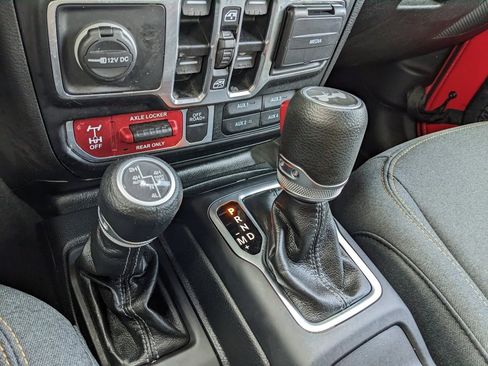 Used 2025 Jeep Wrangler Unlimited Sport S 4xe image 31