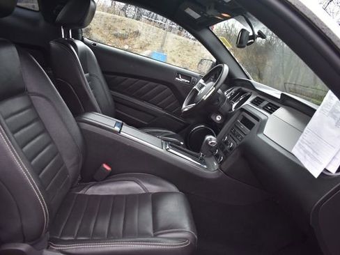 Used 2011 Ford Mustang GT Premium RWD image 15