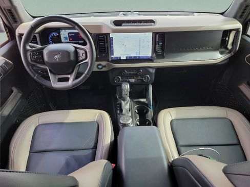 Certified 2022 Ford Bronco Wildtrak image 24