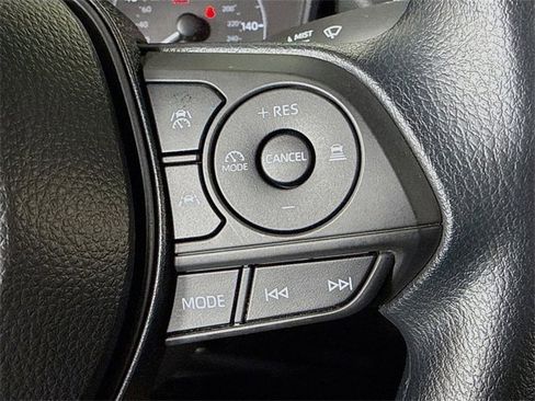 Certified 2025 Toyota Corolla LE image 13