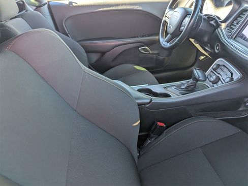 Used 2019 Dodge Challenger R/T w/ Stars & Stripes Edition image 11