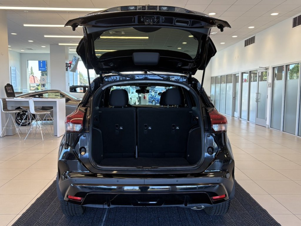 Used 2021 Nissan Kicks SR FWD image 9