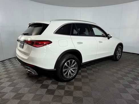 Used 2024 Mercedes-Benz GLC 300 image 3