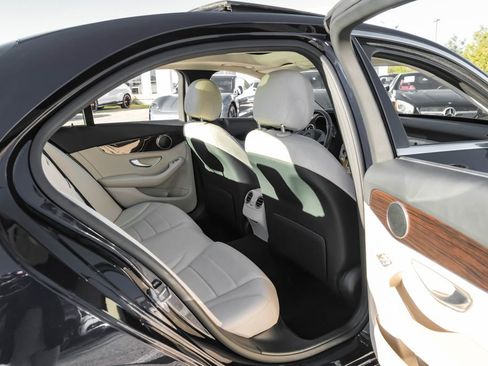 Used 2018 Mercedes-Benz C 300 Sedan image 42