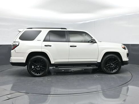 Used 2021 Toyota 4Runner Nightshade AWD/4WD image 9