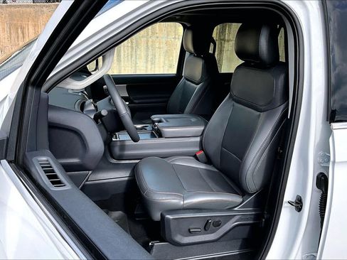 Used 2025 Ford Expedition Max Active image 8