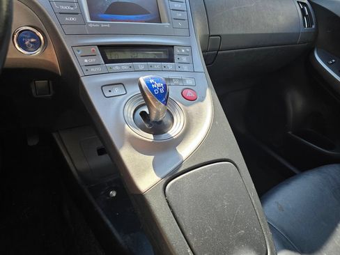 Used 2015 Toyota Prius Persona Series FWD image 21
