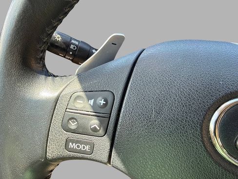 Used 2007 Lexus IS 350 RWD image 39