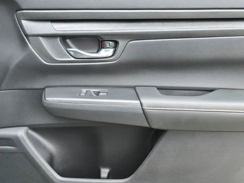Used 2025 Honda CR-V Sport-L image 32