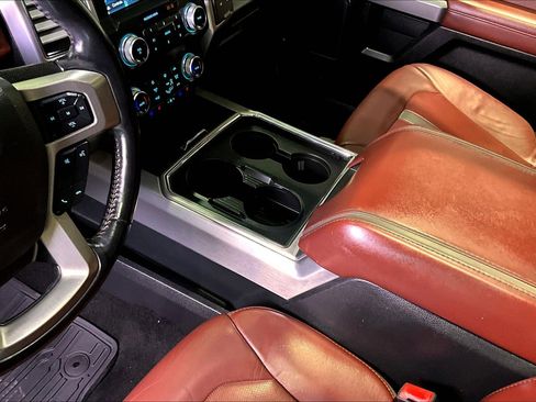 Used 2019 Ford F250 Platinum w/ Platinum Ultimate Package image 19