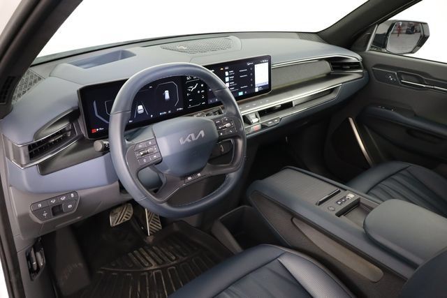 Certified 2024 Kia EV9 GT-Line AWD/4WD image 29