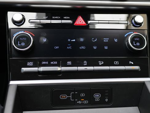 Used 2025 Hyundai Santa Fe XRT AWD/4WD image 40