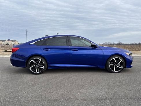 Used 2021 Honda Accord Sport Special Edition image 6
