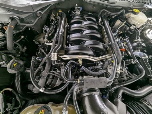 Used 2023 Ford Mustang GT RWD image 10