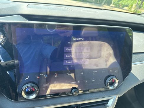 Used 2023 Lexus RX 350 Premium w/ Accessory Package AWD/4WD image 13