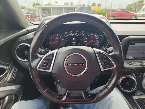 Used 2017 Chevrolet Camaro SS RWD image 26