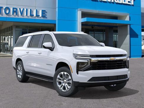 New 2026 Chevrolet Suburban LS image 7
