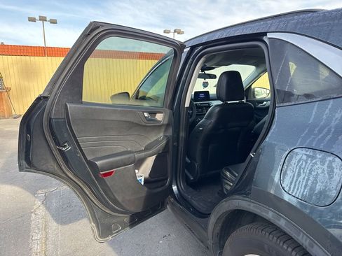 Used 2022 Ford Escape SEL image 15