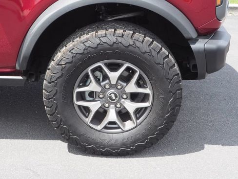 Used 2025 Ford Bronco Badlands AWD/4WD image 10