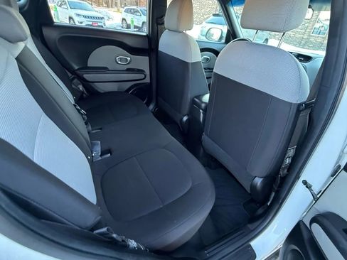 Used 2018 Kia Soul image 26