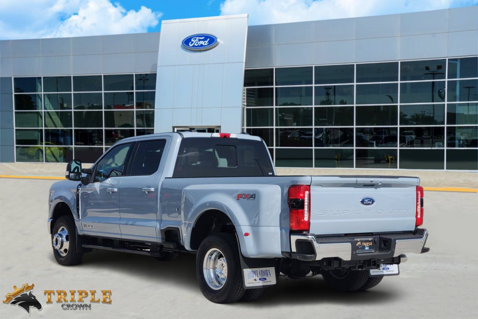 New 2026 Ford F350 Lariat w/ Lariat Premium Package AWD/4WD image 4