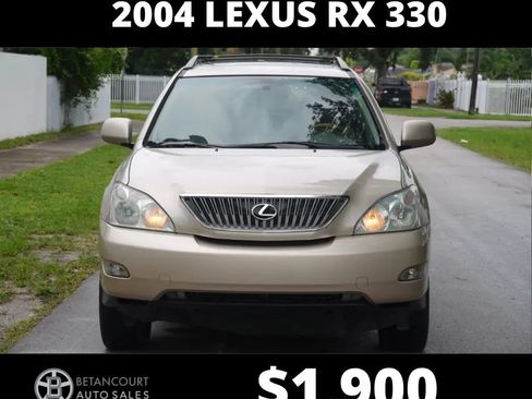 Used 2004 Lexus RX 330 w/ Premium Pkg FWD image 2