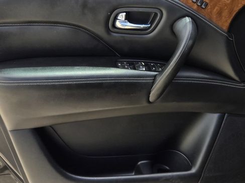Used 2018 INFINITI QX80 4WD image 19