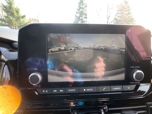 New 2025 Nissan Pathfinder SV image 20