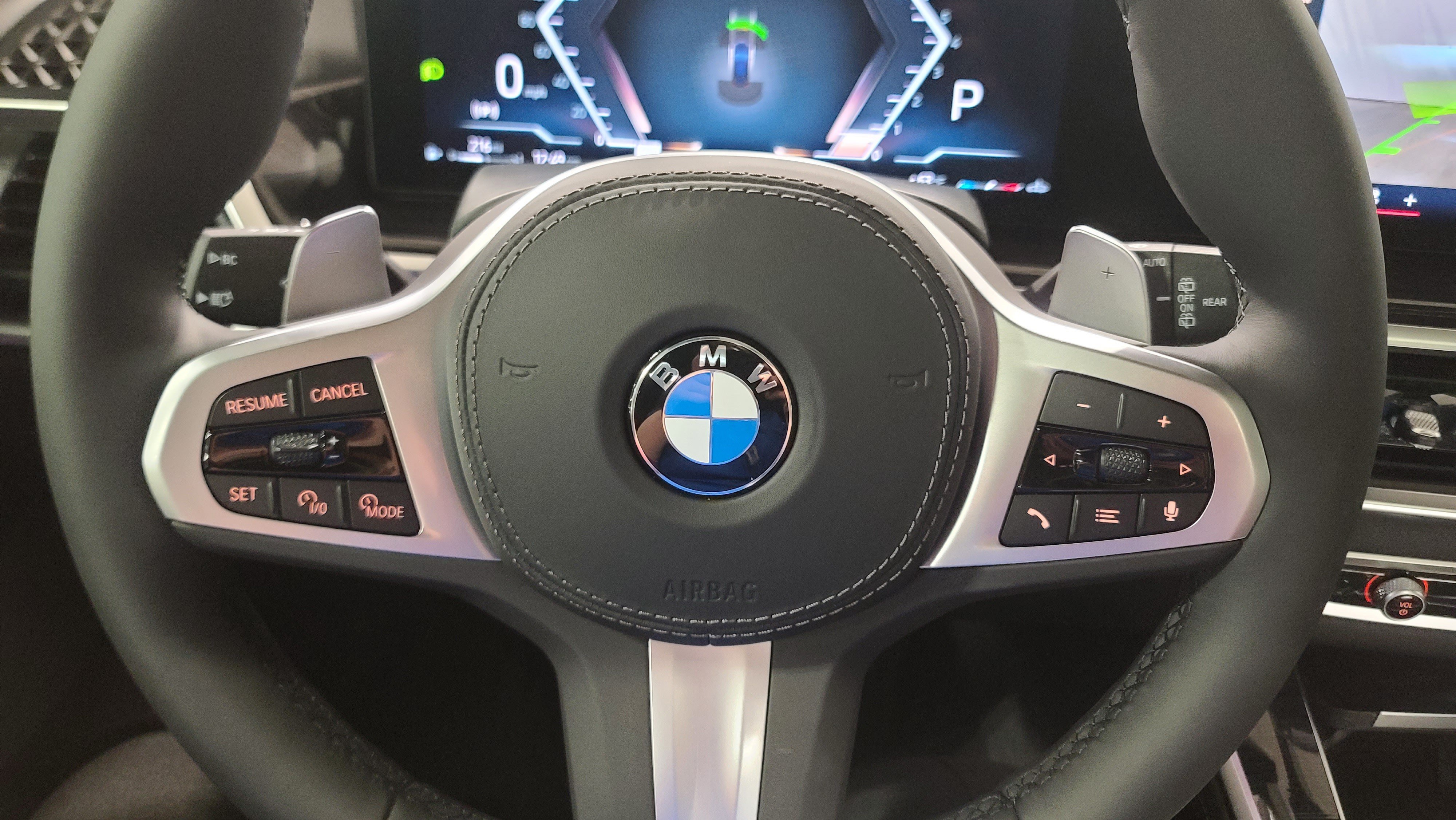 Used 2026 BMW X5 sDrive40i w/ M Sport Package RWD image 16