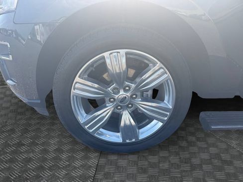 Certified 2024 Ford Expedition Platinum AWD/4WD image 15