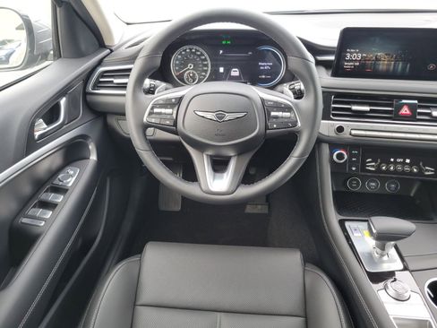 New 2026 Genesis G70 2.5T image 14
