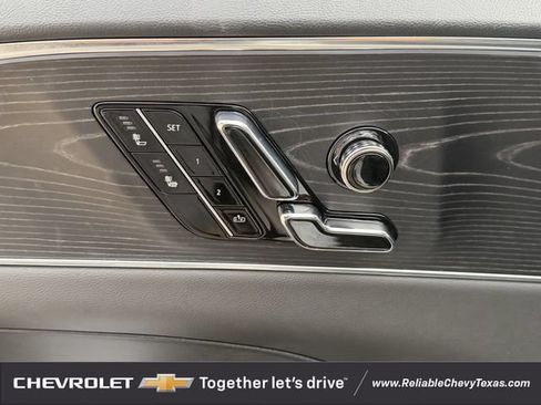 Used 2024 Cadillac Lyriq Luxury w/ LPO, Floor Liner Package RWD image 29