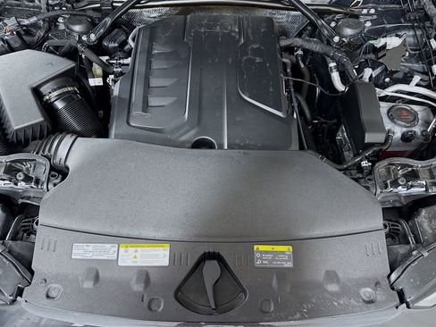 Used 2025 Audi Q5 Premium w/ Convenience Package image 27