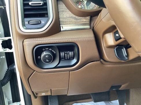 Used 2019 RAM 3500 Laramie Longhorn image 15