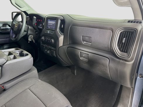 Used 2020 Chevrolet Silverado 1500 Custom w/ Custom Value Package image 30