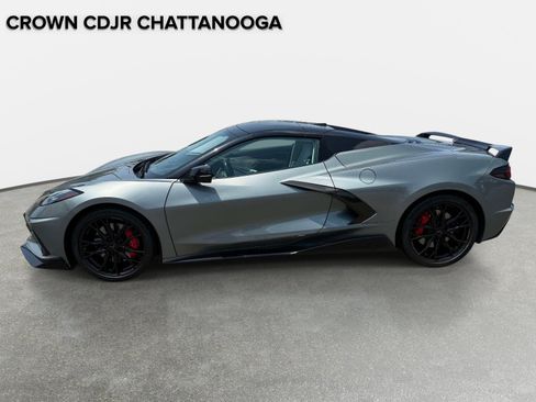Used 2023 Chevrolet Corvette Stingray Premium Conv w/ Z51 Performance Package RWD image 4