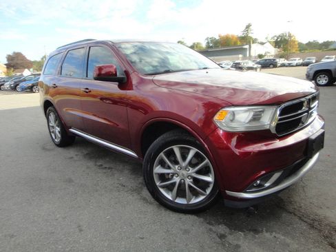 Used 2019 Dodge Durango SXT AWD/4WD image 3