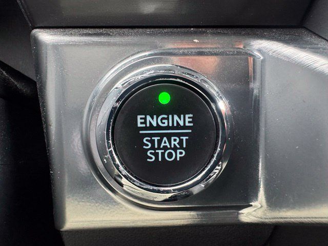Used 2021 Ford F150 Lariat w/ Equipment Group 502A High AWD/4WD image 31