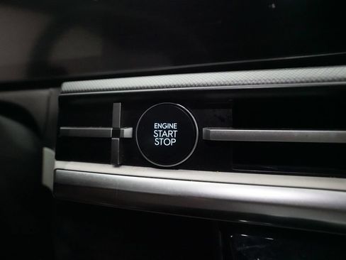 Used 2024 Hyundai Santa Fe SEL FWD image 31